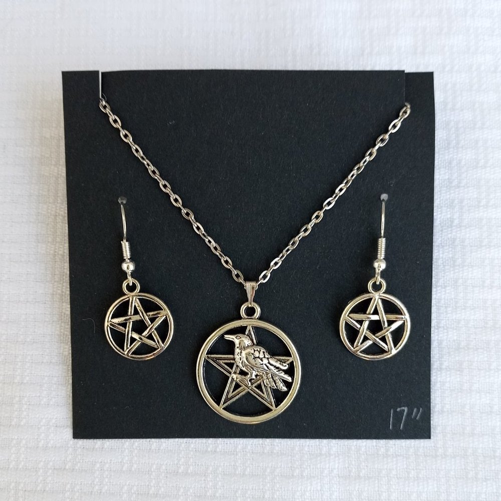 Pentagram Crow 17" Necklace & Earrings Jewelry set